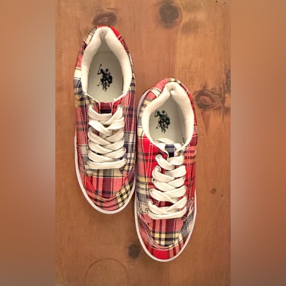 NEW Plaid U.S. Polo Assn. Tennis Shoes - Picture 7 of 15
